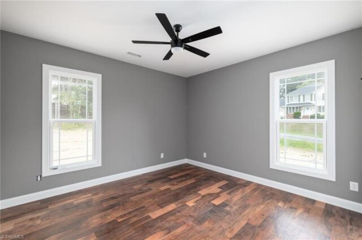 Picture of Home For Sale in Lexington, North Carolina, United States