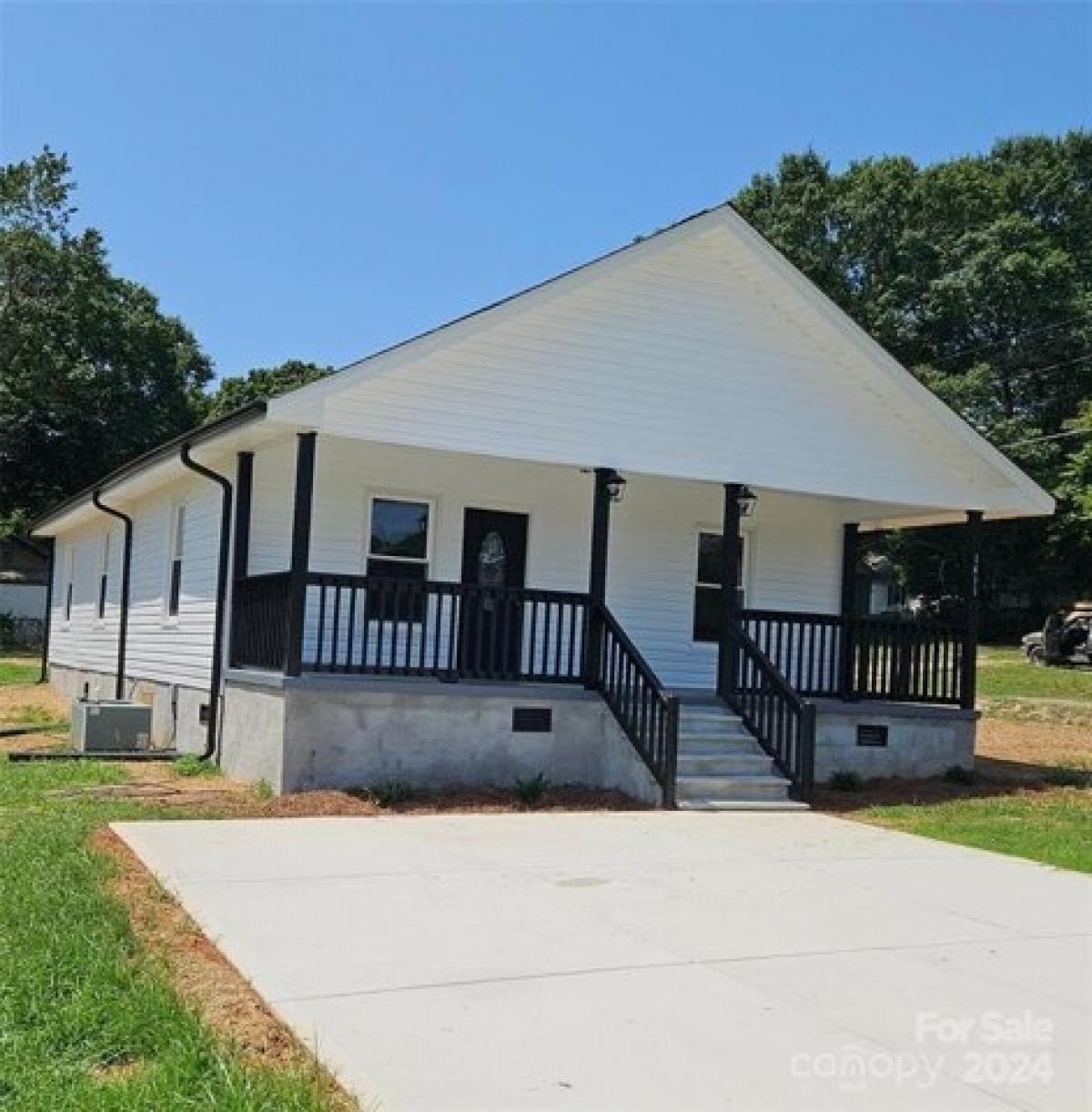 Picture of Home For Sale in Lincolnton, North Carolina, United States