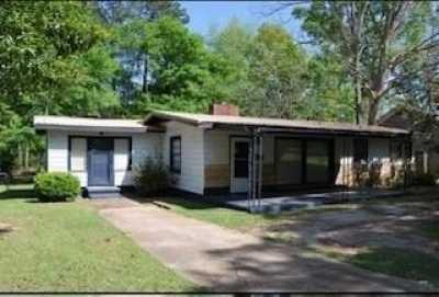 Home For Sale in Dothan, Alabama