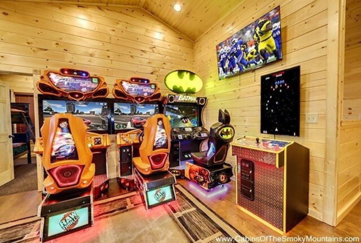 Picture of Home For Sale in Gatlinburg, Tennessee, United States