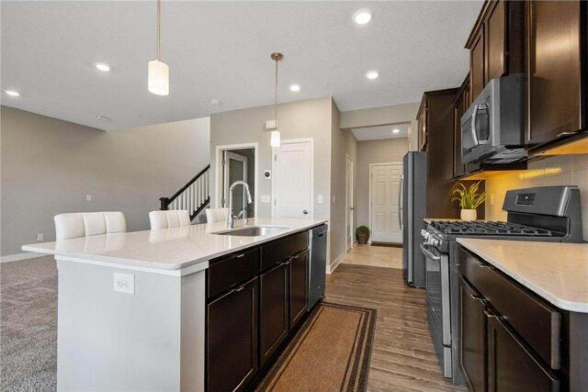 Picture of Home For Sale in Maple Grove, Minnesota, United States