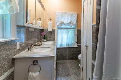 Home For Sale in Armonk, New York