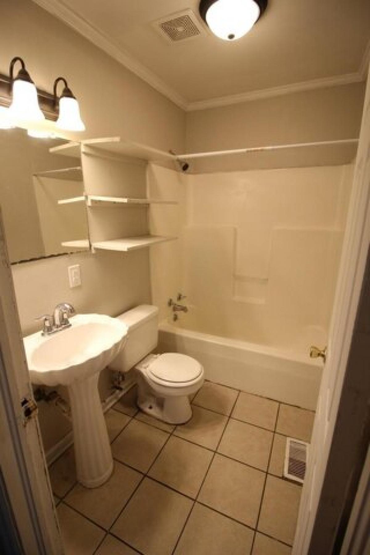 Picture of Home For Sale in Tupelo, Mississippi, United States