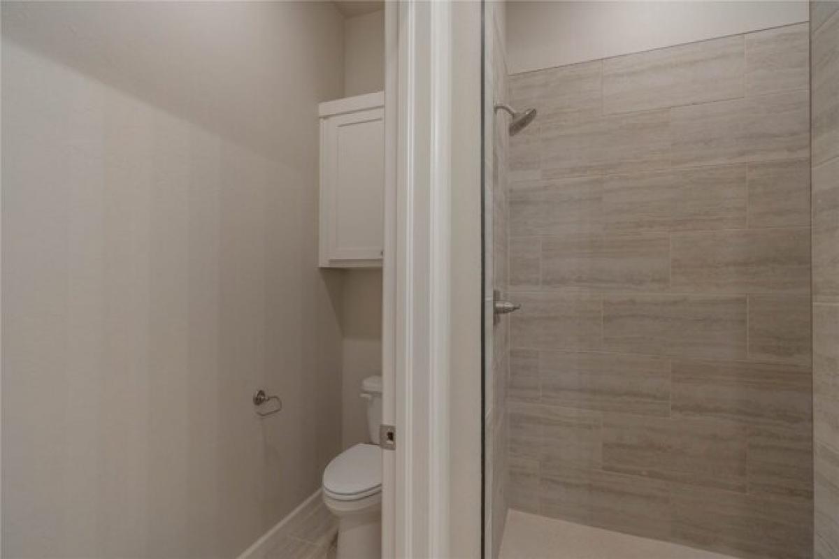 Picture of Home For Sale in Tuttle, Oklahoma, United States