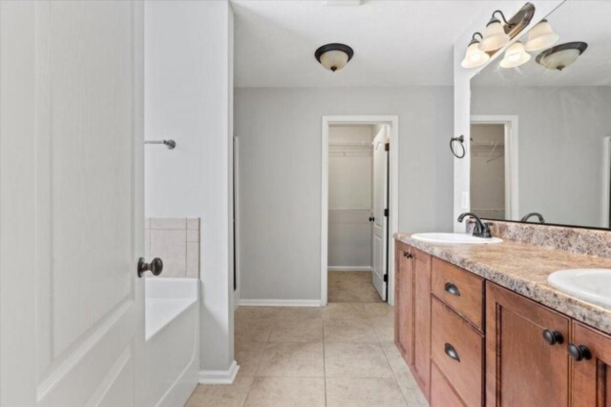 Picture of Home For Sale in Augusta, Georgia, United States