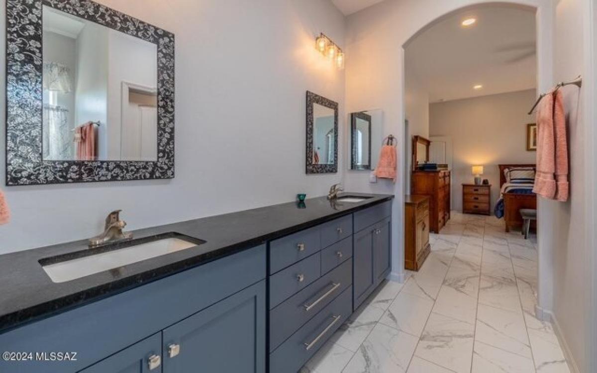 Picture of Home For Sale in Vail, Arizona, United States