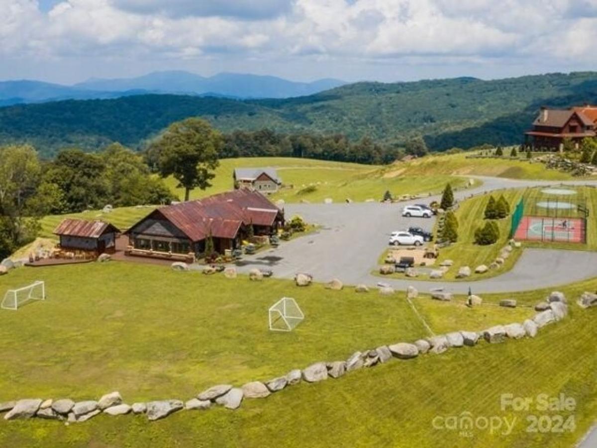 Picture of Residential Land For Sale in Banner Elk, North Carolina, United States