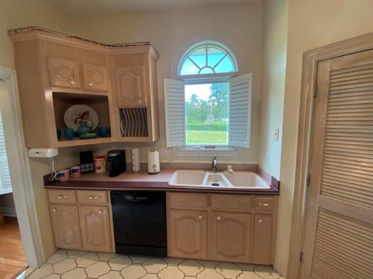 Picture of Home For Sale in Dothan, Alabama, United States