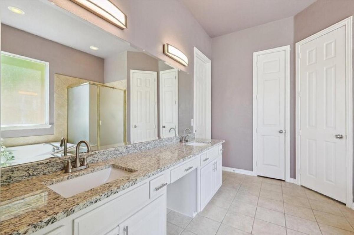 Picture of Home For Sale in Rowlett, Texas, United States