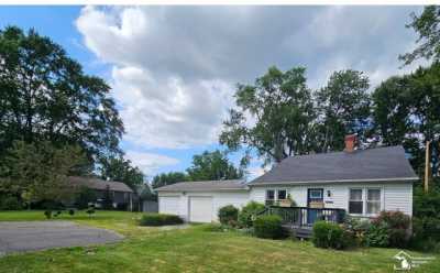 Home For Sale in Monroe, Michigan