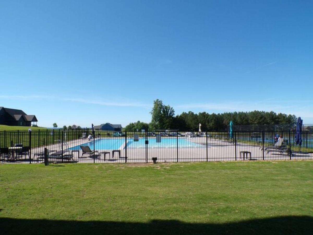 Picture of Residential Land For Sale in Jasper, Tennessee, United States