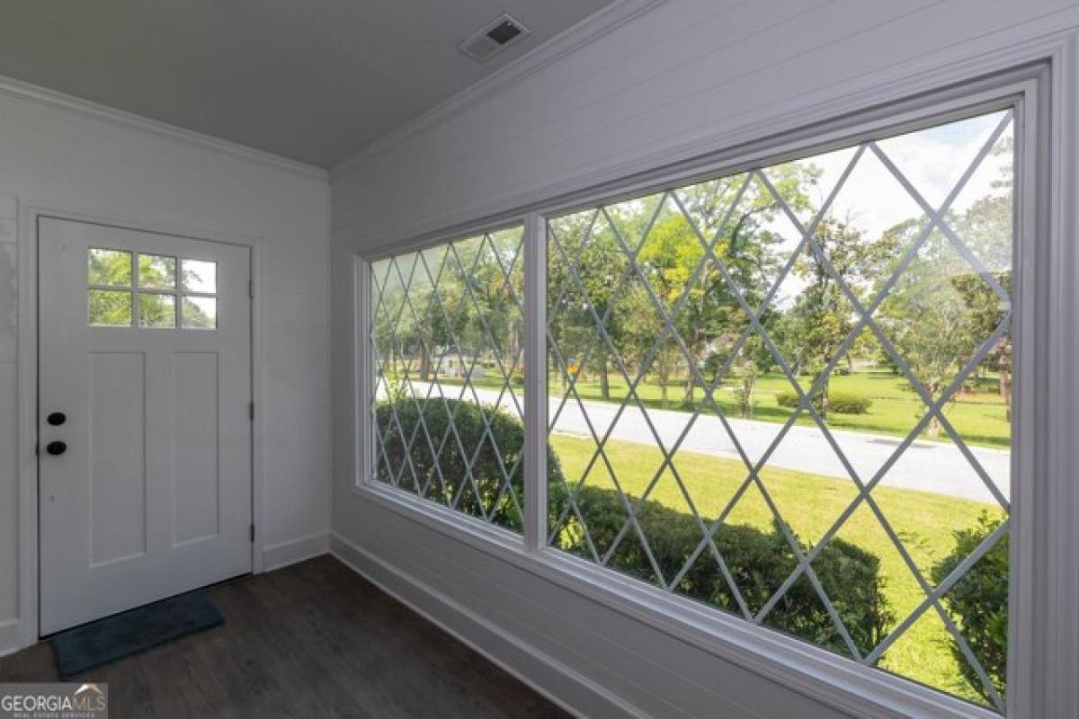 Picture of Home For Sale in Waycross, Georgia, United States