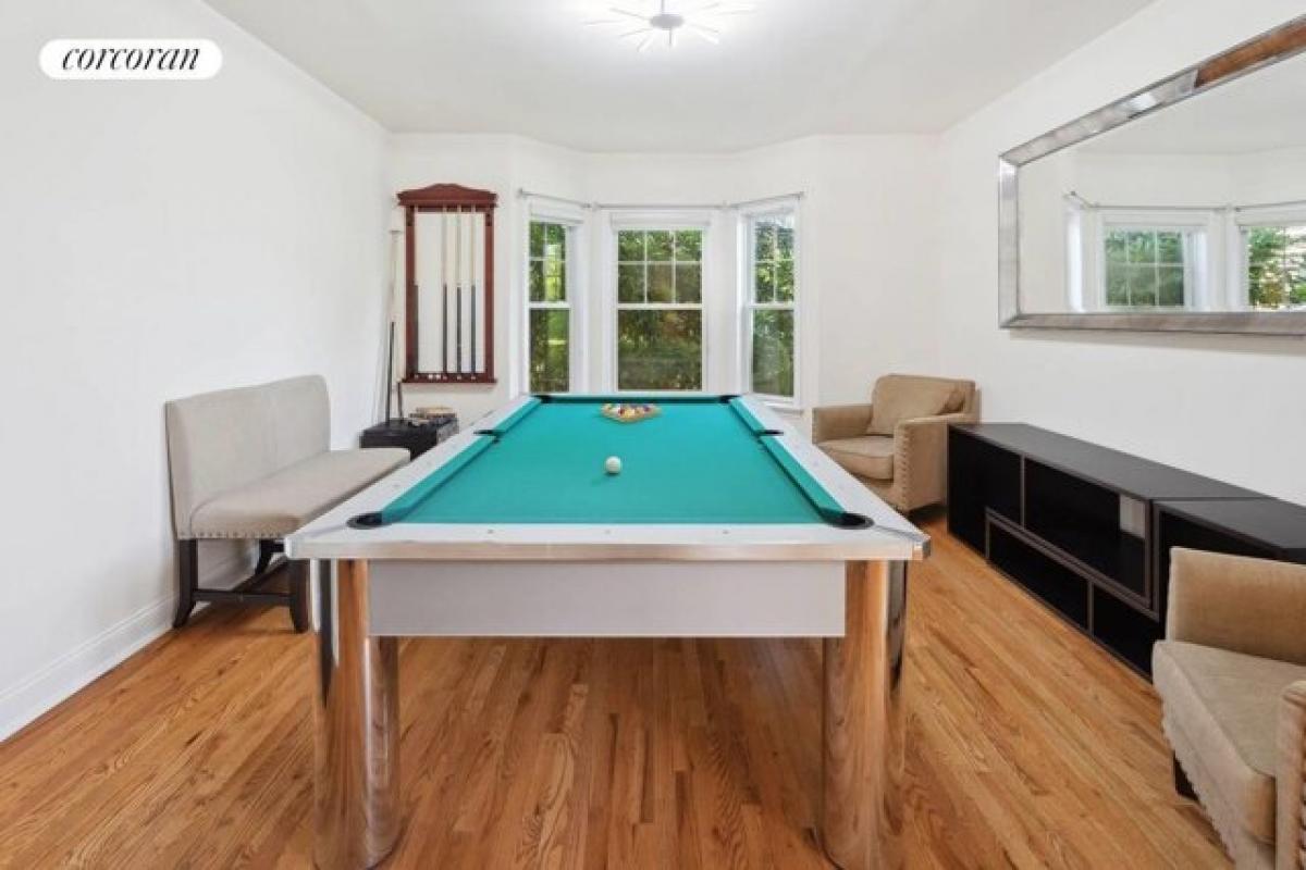 Picture of Home For Rent in Southampton, New York, United States