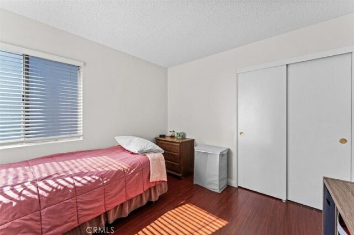 Picture of Home For Sale in Canyon Country, California, United States