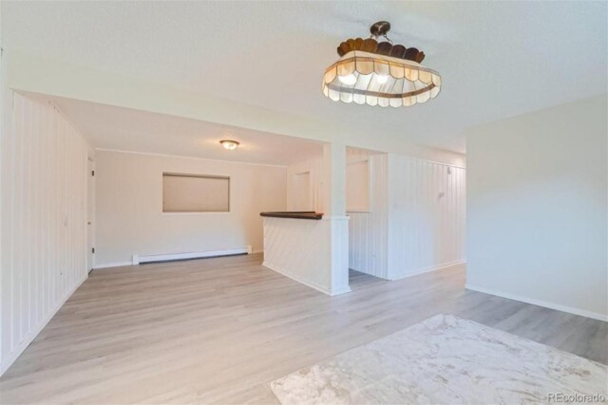 Picture of Home For Sale in Arvada, Colorado, United States