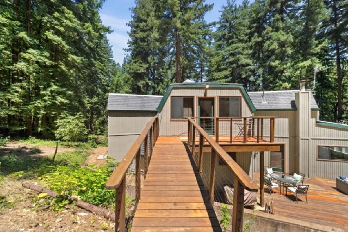 Picture of Home For Sale in Los Gatos, California, United States