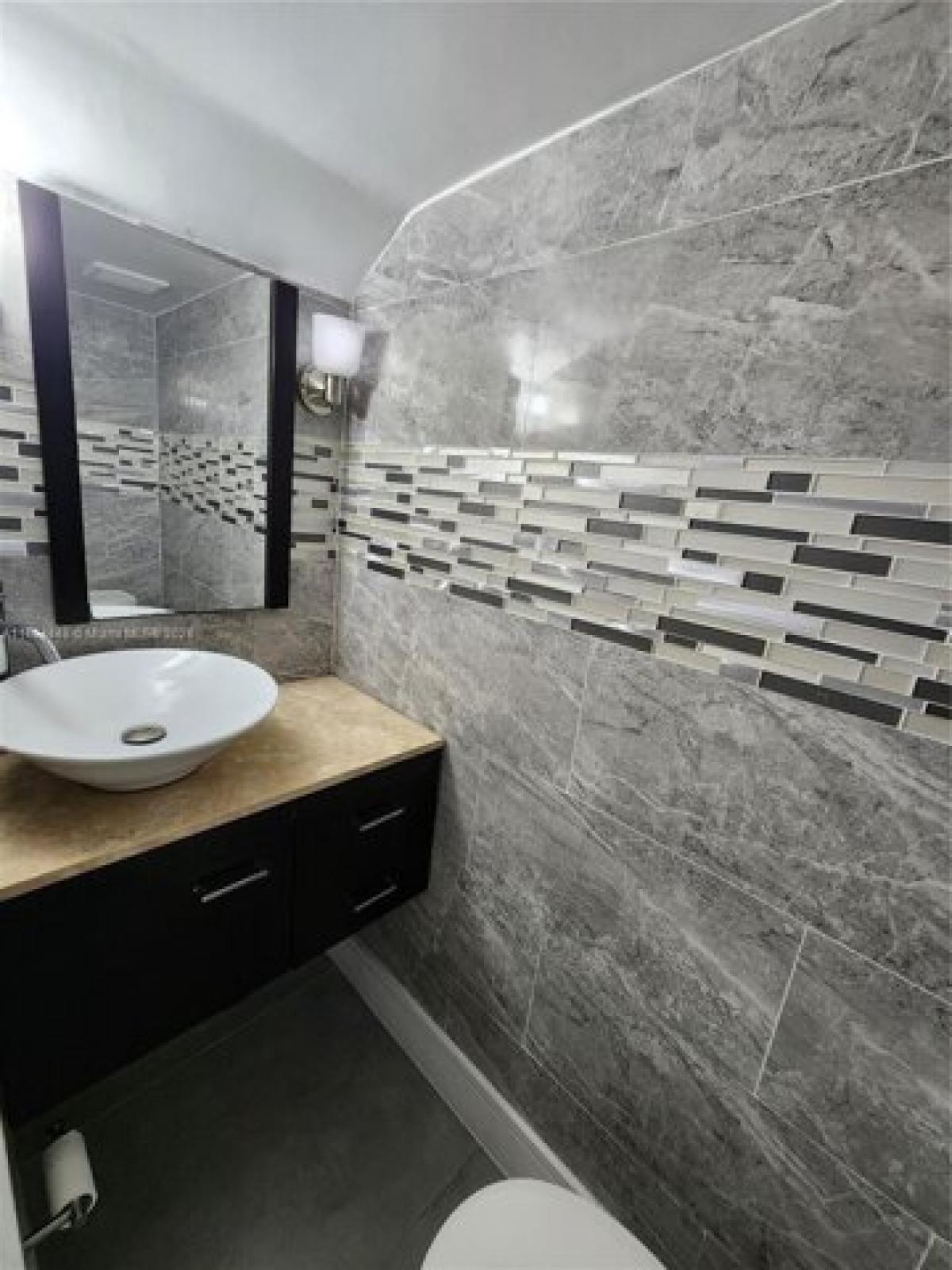 Picture of Home For Rent in Hialeah, Florida, United States