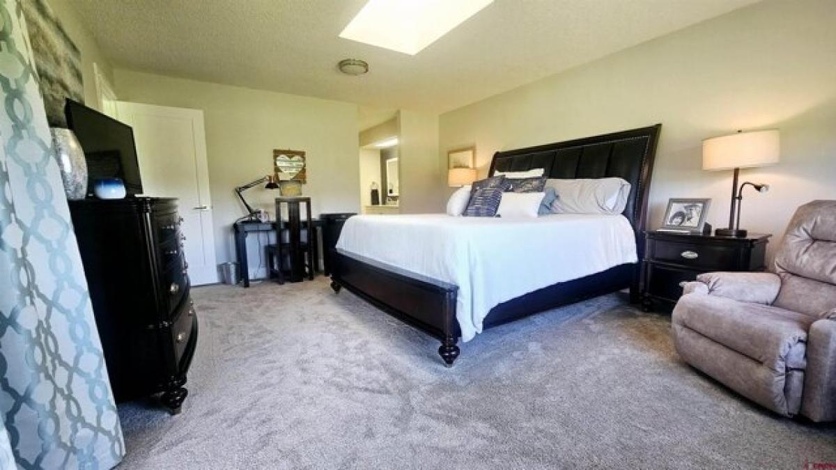 Picture of Home For Sale in Montrose, Colorado, United States