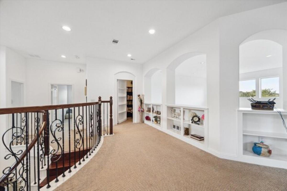 Picture of Home For Sale in Sugar Land, Texas, United States