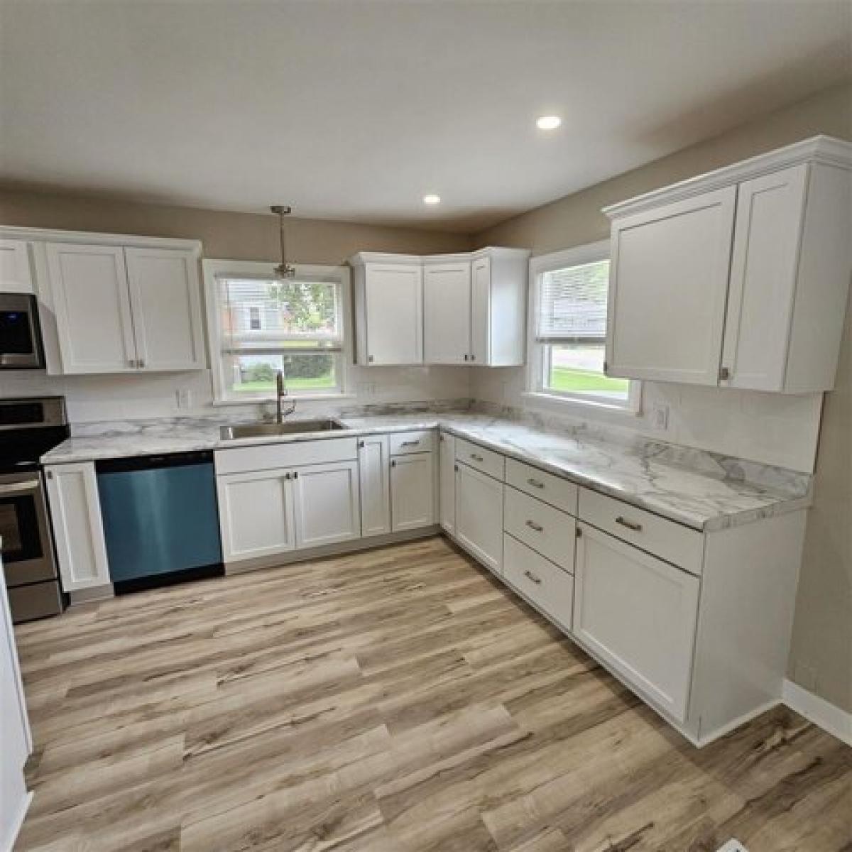 Picture of Home For Sale in Richmond, Indiana, United States