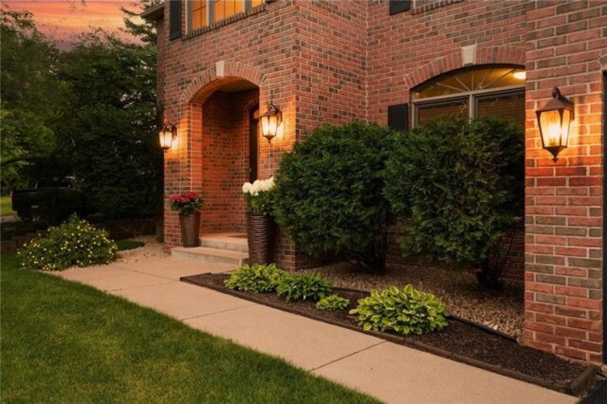 Picture of Home For Sale in Lakeville, Minnesota, United States