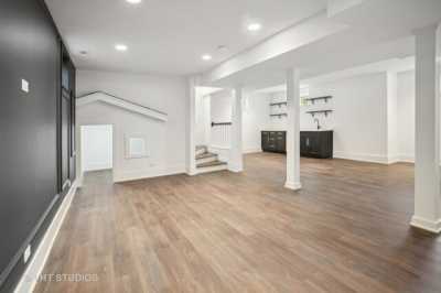 Home For Sale in Arlington Heights, Illinois