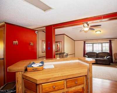 Home For Sale in Elyria, Ohio