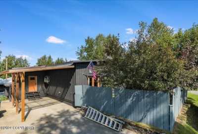 Home For Sale in Anchorage, Alaska