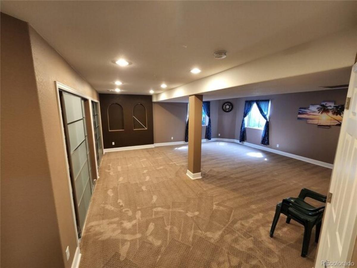 Picture of Home For Sale in Highlands Ranch, Colorado, United States