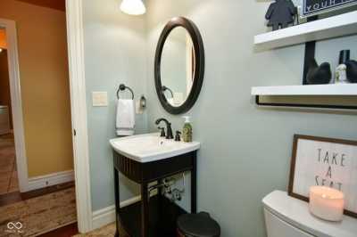 Home For Sale in Greenwood, Indiana