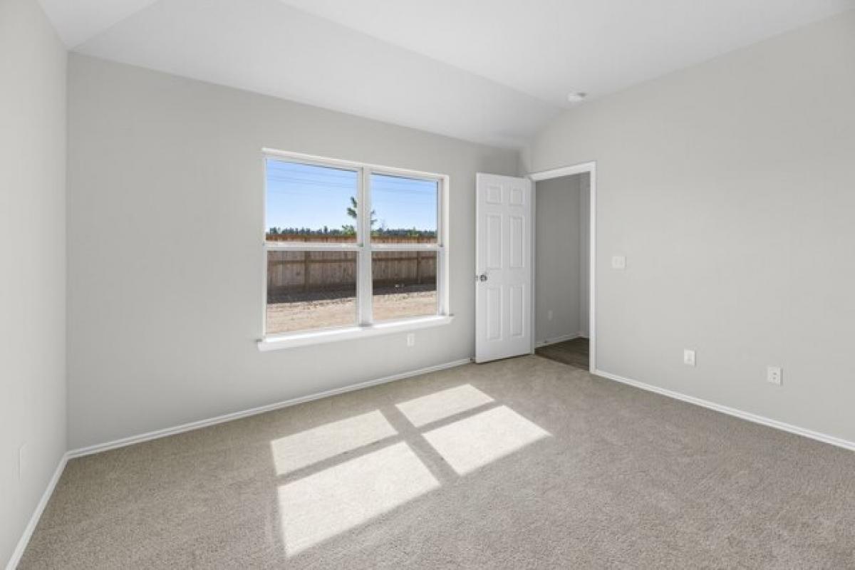 Picture of Home For Sale in Montgomery, Texas, United States