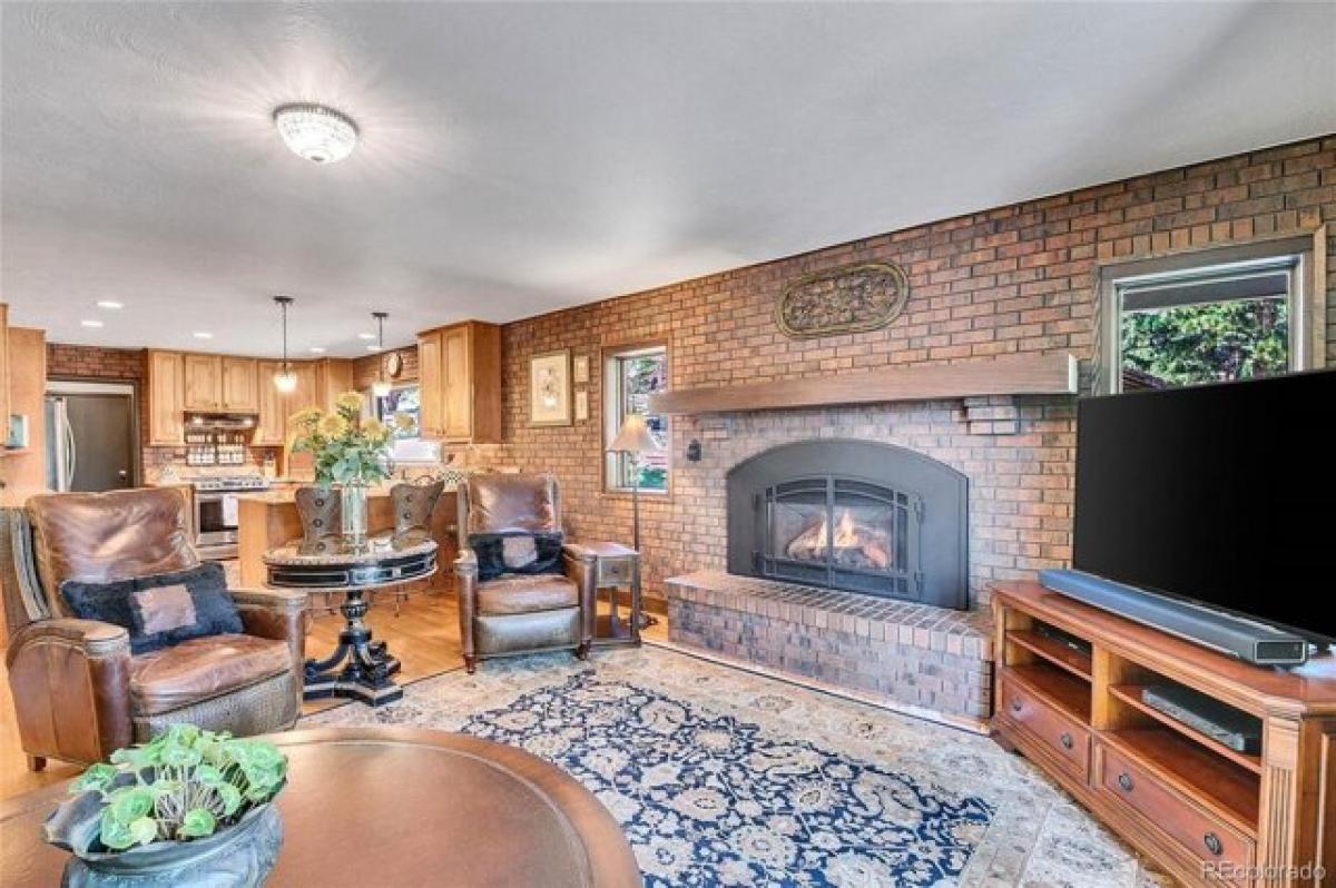 Picture of Home For Sale in Evergreen, Colorado, United States