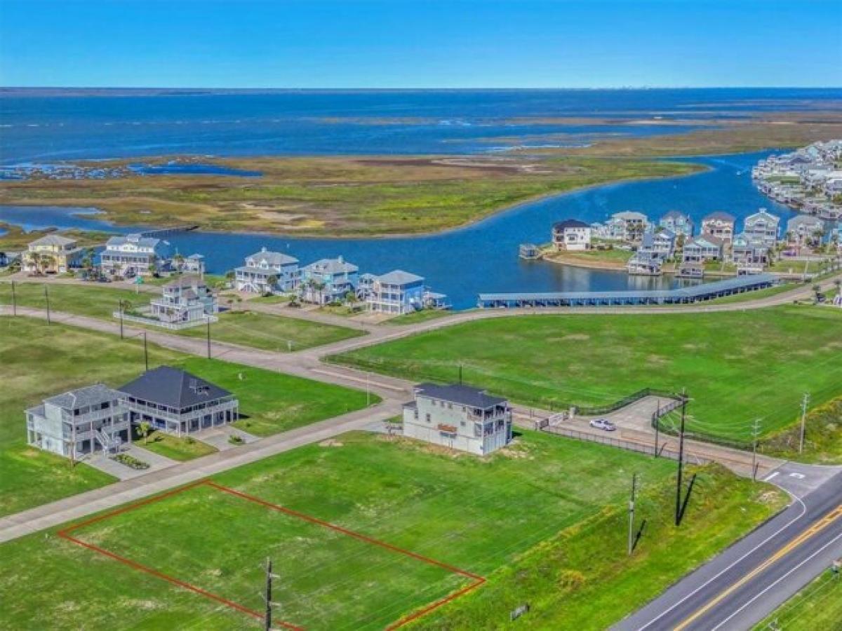 Picture of Residential Land For Sale in Galveston, Texas, United States