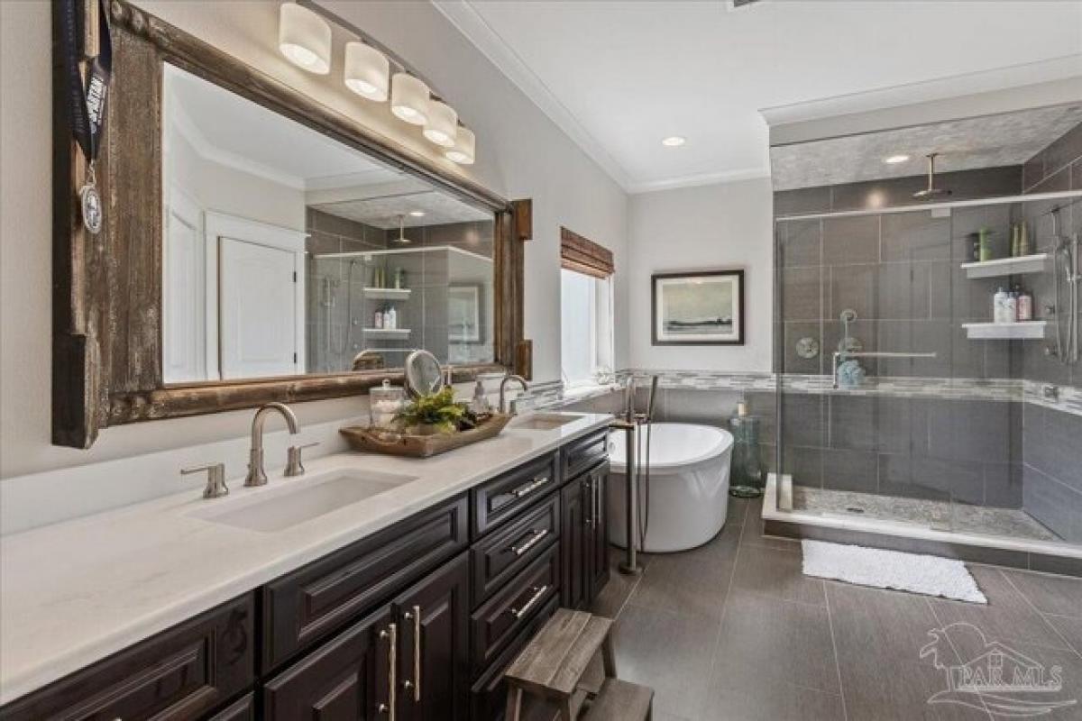 Picture of Home For Sale in Pace, Florida, United States