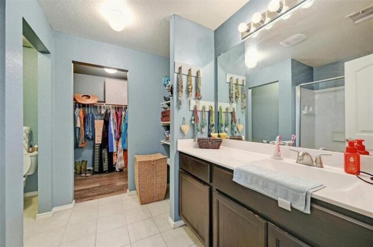 Picture of Home For Sale in San Marcos, Texas, United States