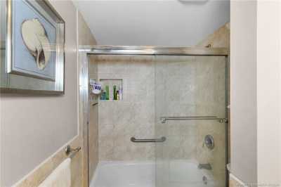 Home For Sale in Stuart, Florida