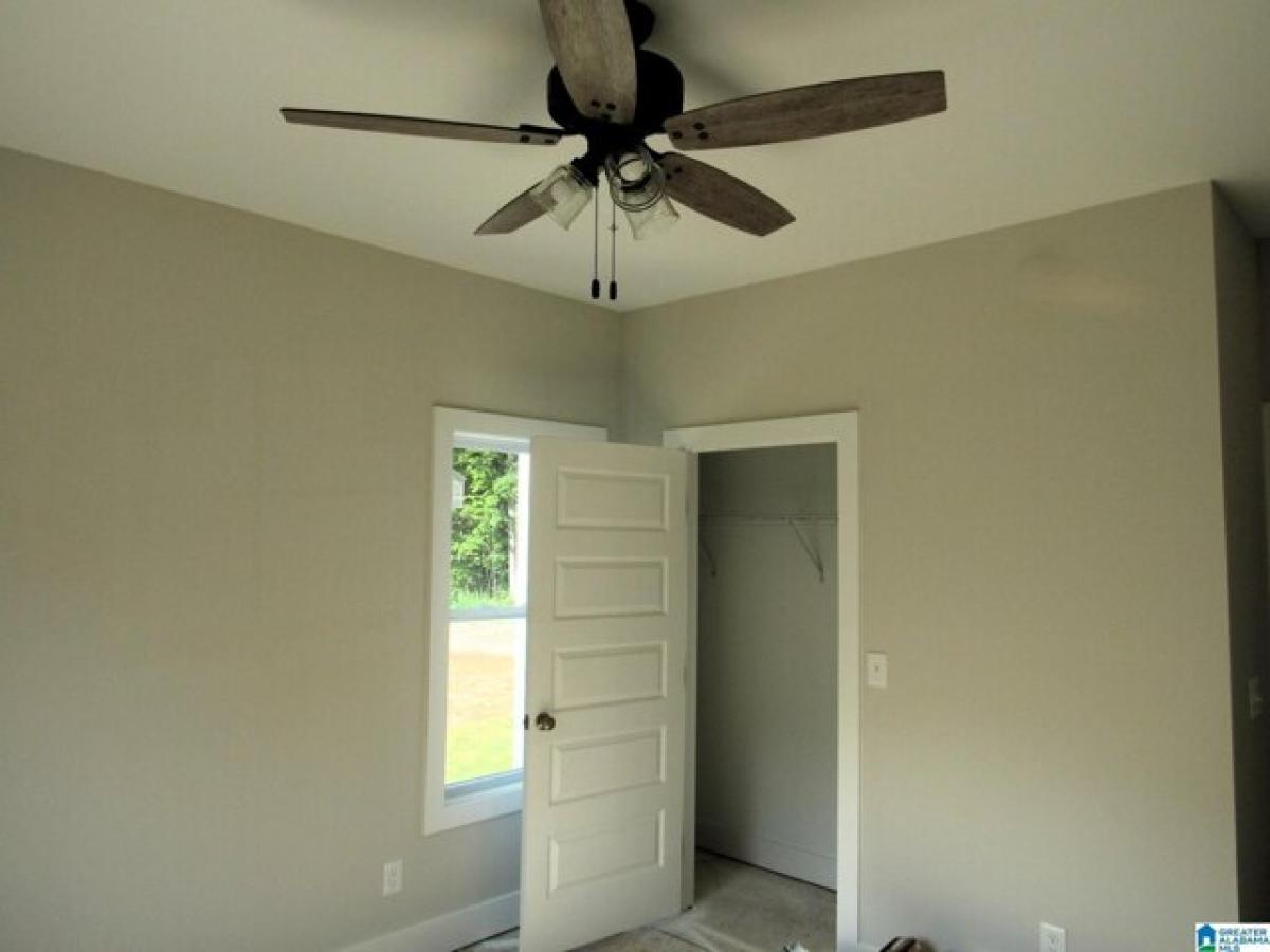 Picture of Home For Sale in Odenville, Alabama, United States