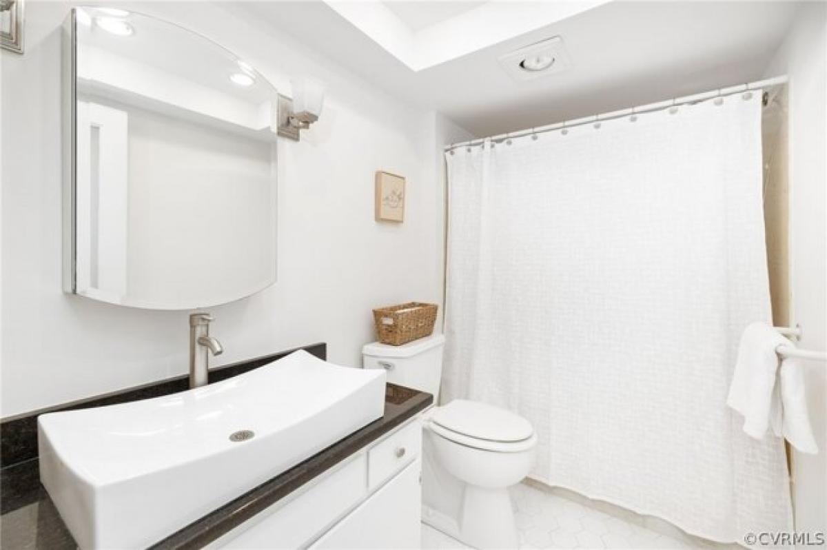 Picture of Home For Sale in Richmond, Virginia, United States