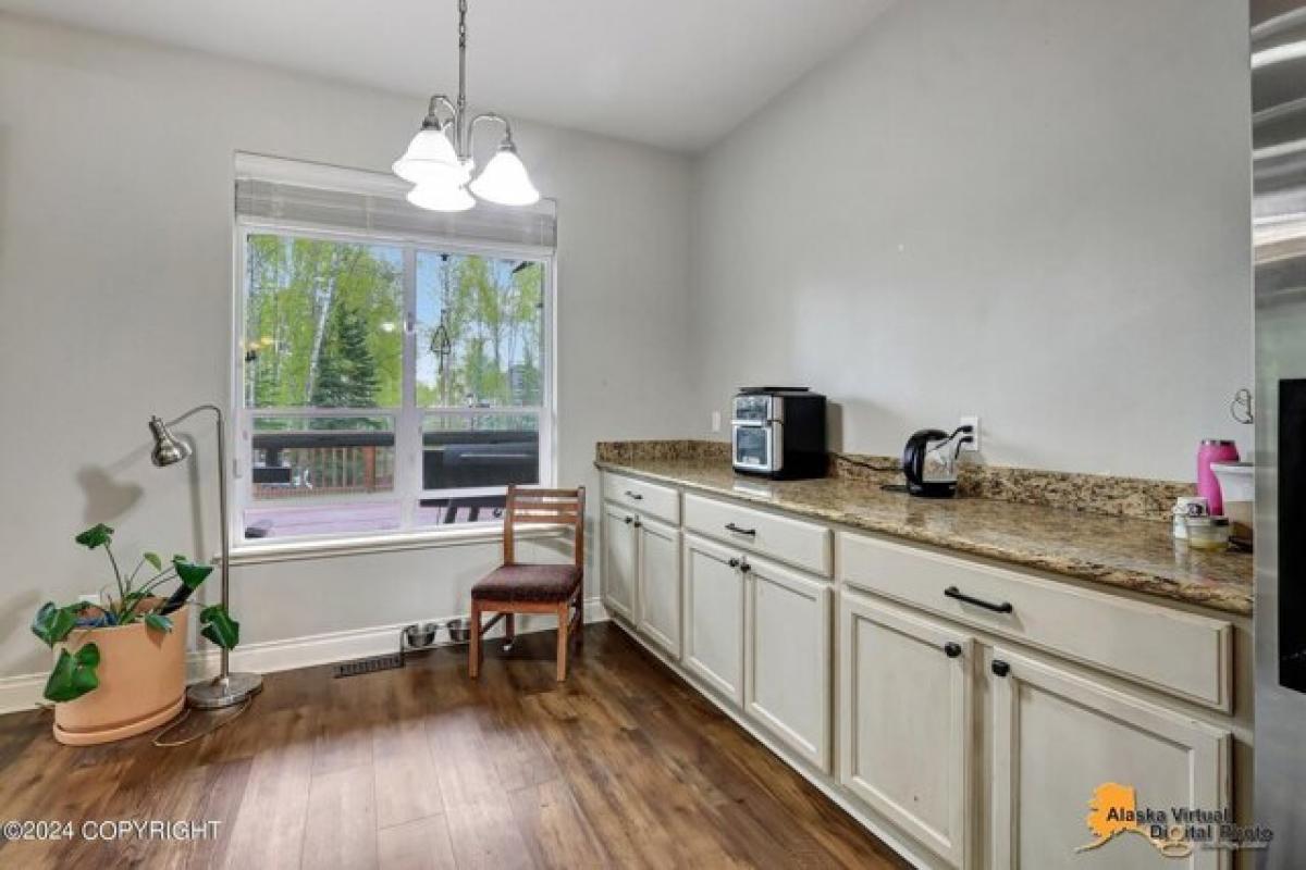 Picture of Home For Sale in Wasilla, Alaska, United States