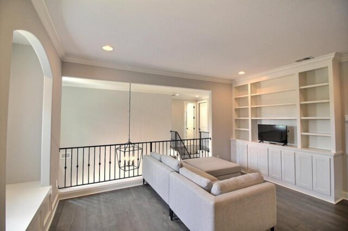 Picture of Home For Sale in Collierville, Tennessee, United States