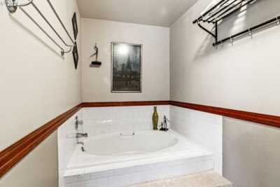 Home For Sale in Battle Ground, Washington