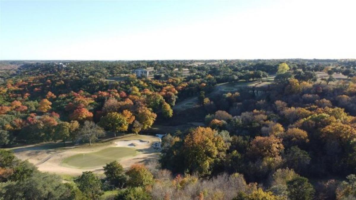 Picture of Residential Land For Sale in Cleburne, Texas, United States