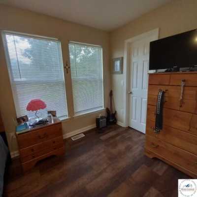 Home For Sale in Warsaw, Missouri