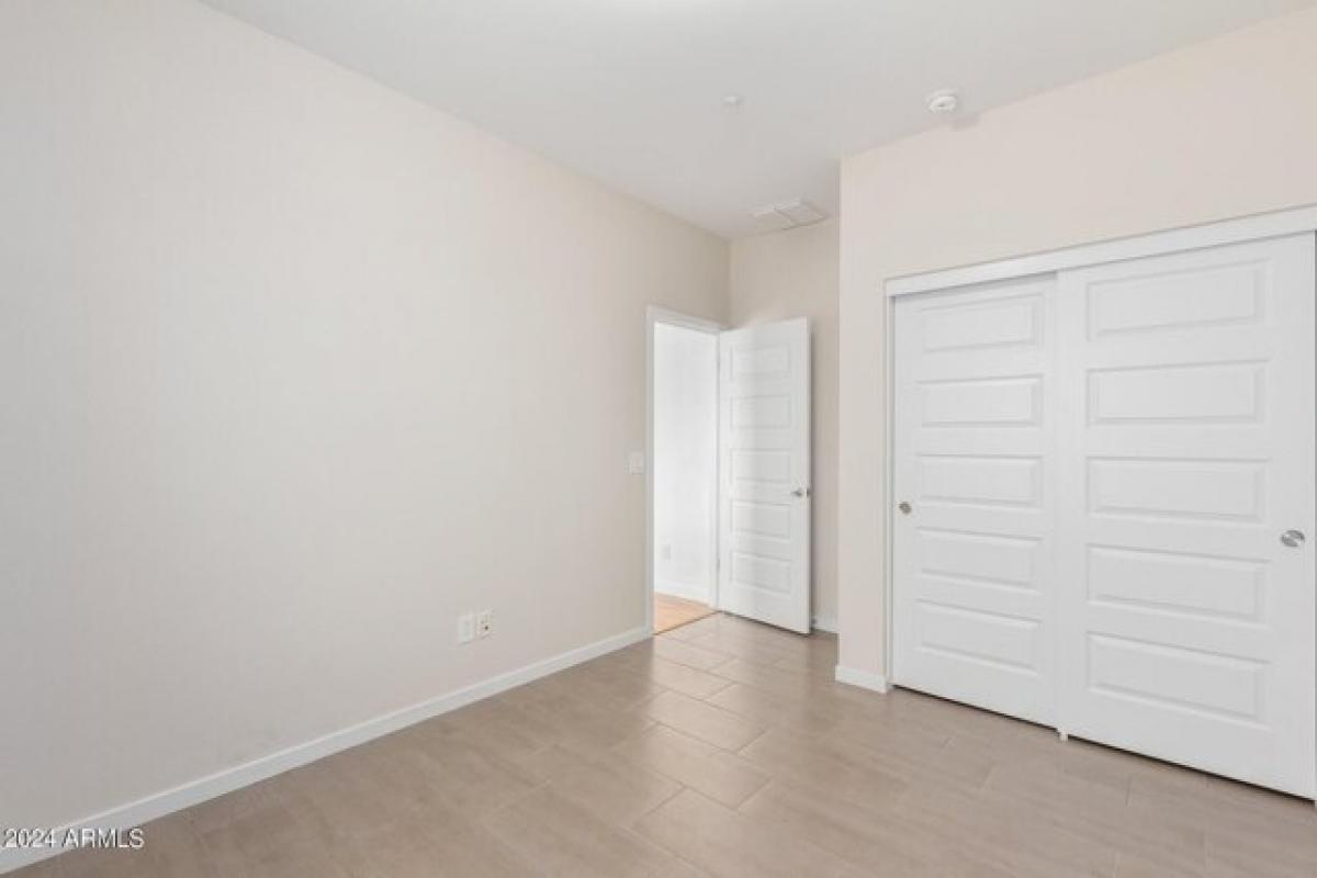 Picture of Home For Sale in Gilbert, Arizona, United States