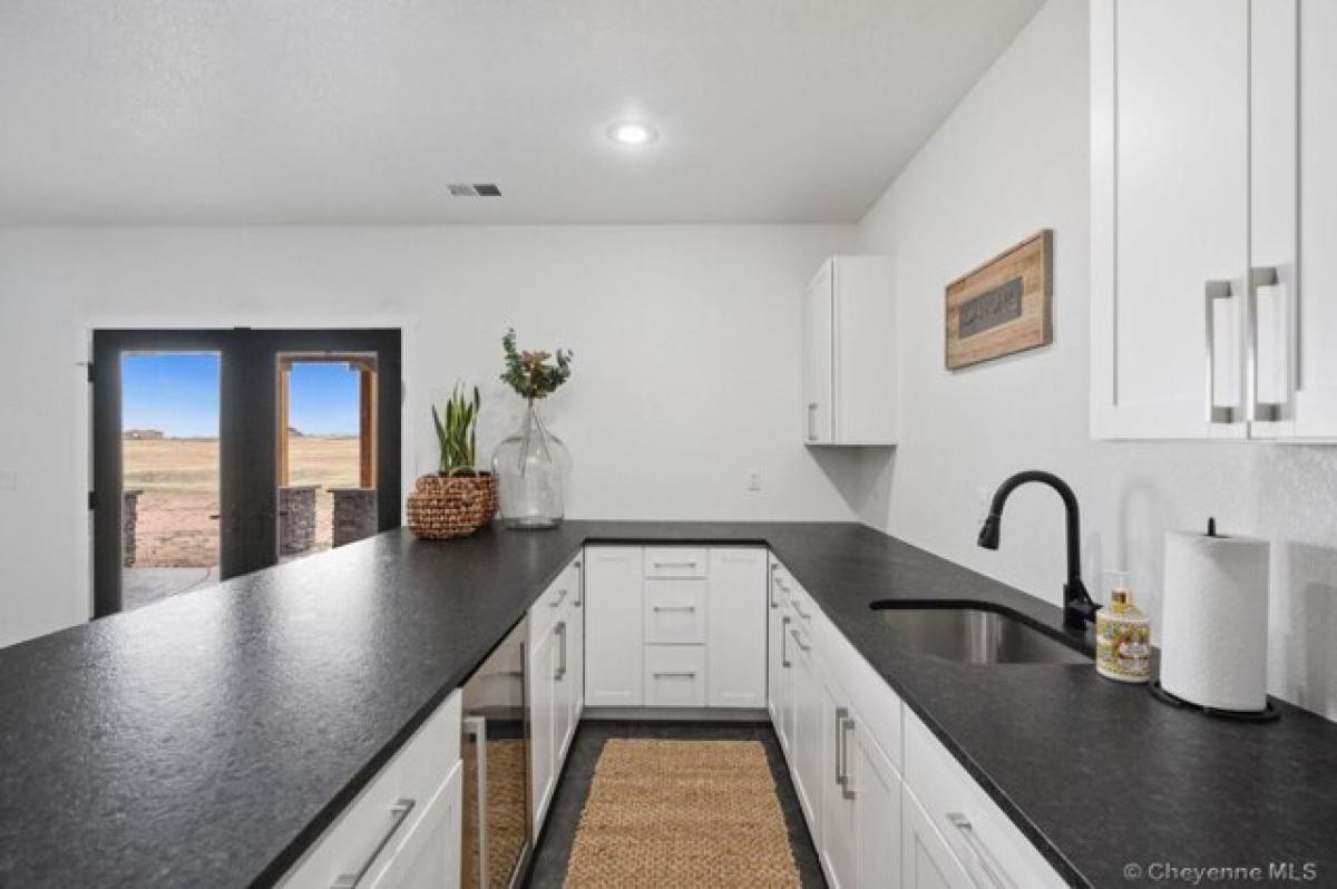 Picture of Home For Sale in Cheyenne, Wyoming, United States