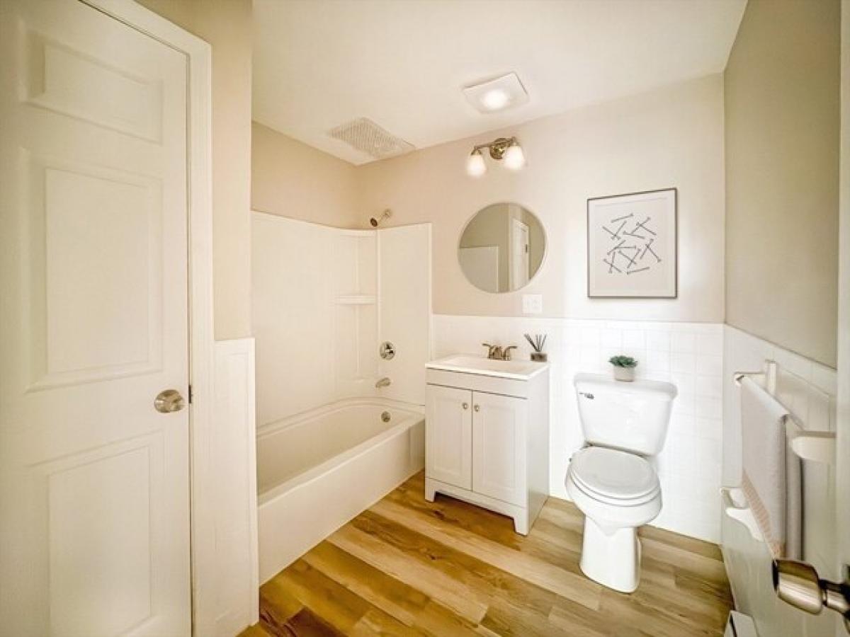 Picture of Home For Sale in Plymouth, Massachusetts, United States