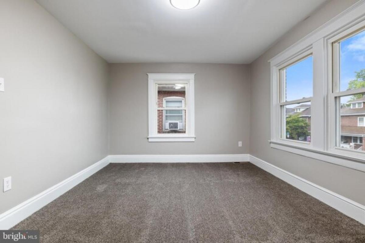 Picture of Home For Sale in York, Pennsylvania, United States