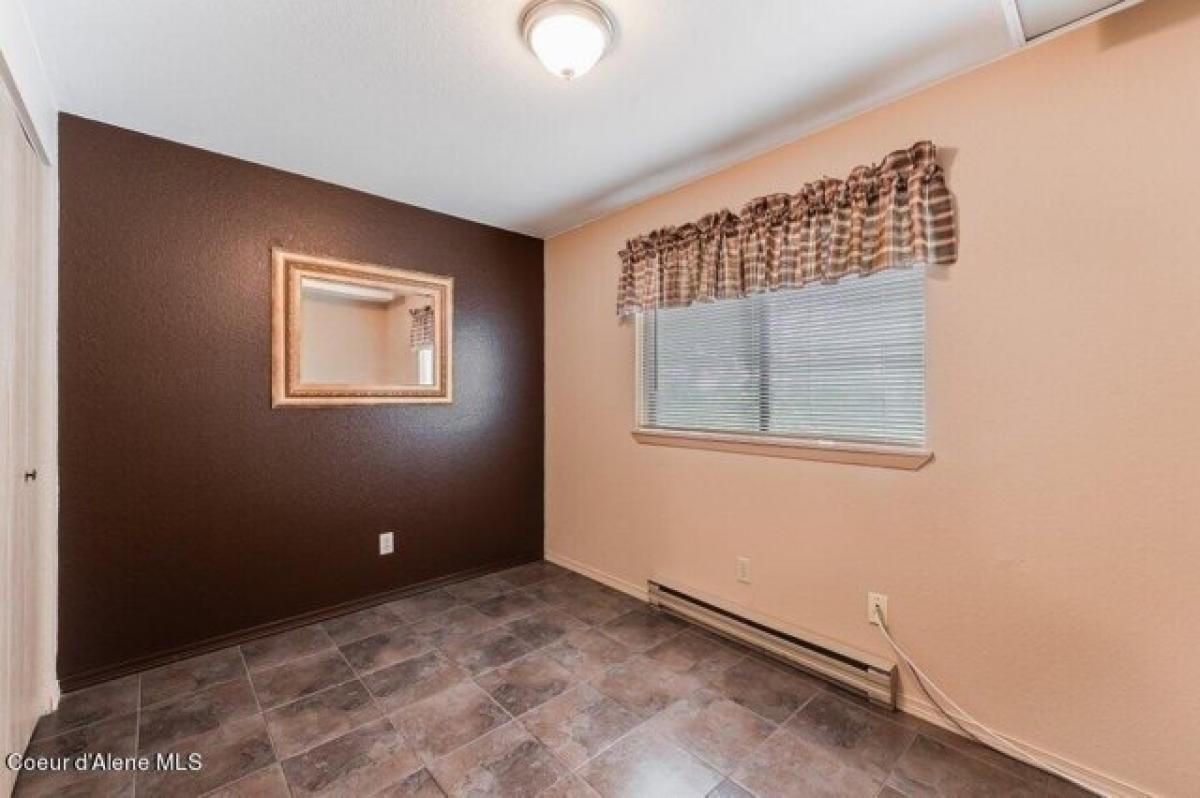 Picture of Home For Sale in Hayden, Idaho, United States