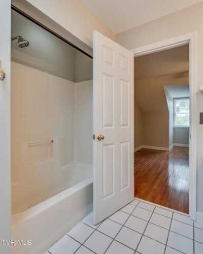 Home For Sale in Kingsport, Tennessee