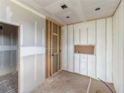 Home For Sale in Urbandale, Iowa